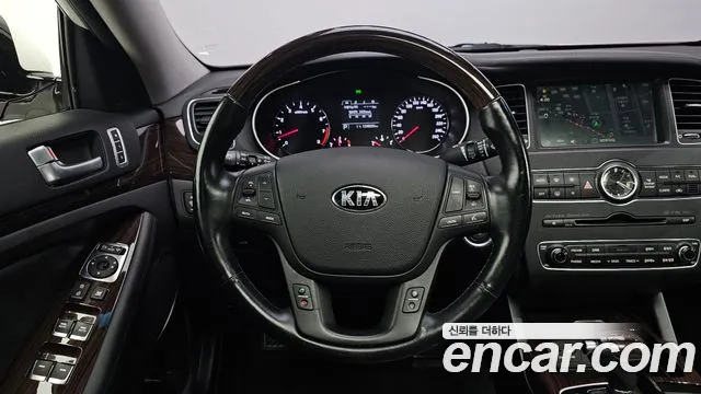 Kia K7 2016 — фото 13