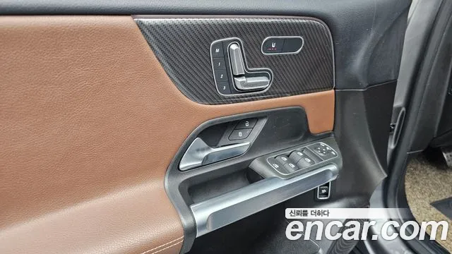 Mercedes-Benz GLB-Class 2020 — фото 18