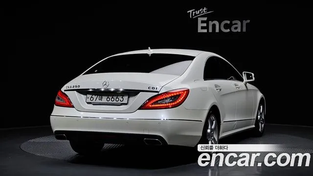 Mercedes-Benz CLS-Class 2014 — фото 2