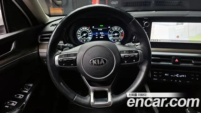 Kia K5 2021 — фото 13