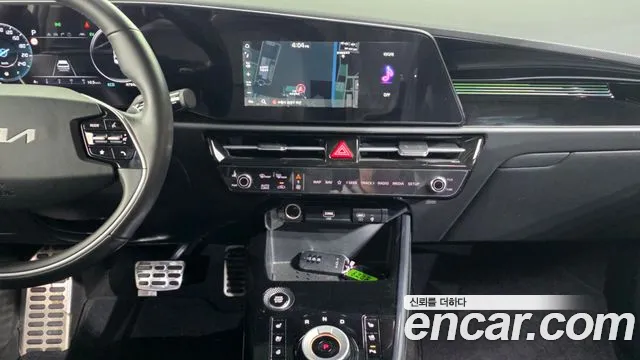 Kia Niro 2022 — фото 14