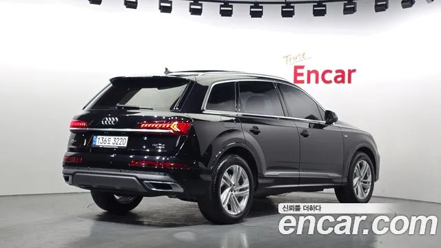 Audi Q7 2021 — фото 2