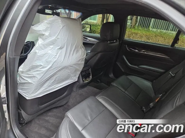 Cadillac CTS 2015 — фото 10