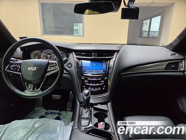 Cadillac CTS 2015 — фото 11