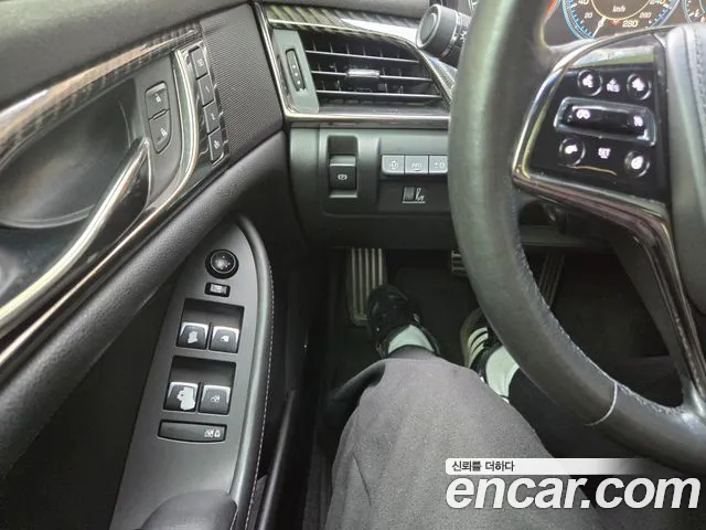 Cadillac CTS 2015 — фото 16