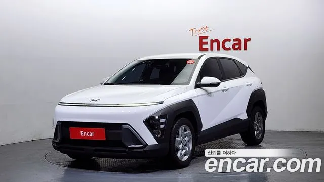 Hyundai Kona 2023 — фото 1