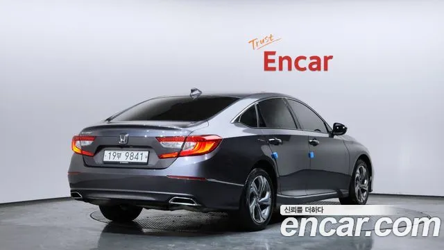 Honda Accord 2019 — фото 2