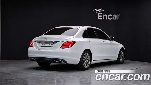 Mercedes-Benz C-Class 2016 — фото 2