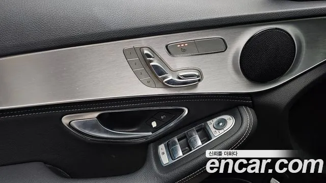 Mercedes-Benz C-Class 2016 — фото 16