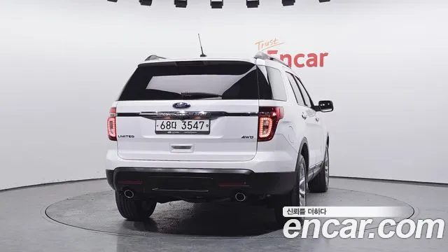 Ford Explorer 2013 — фото 4