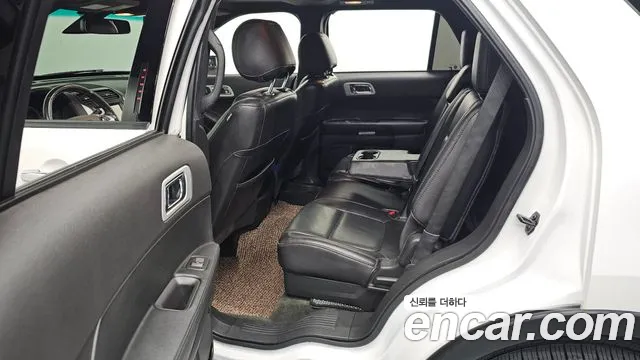Ford Explorer 2013 — фото 11