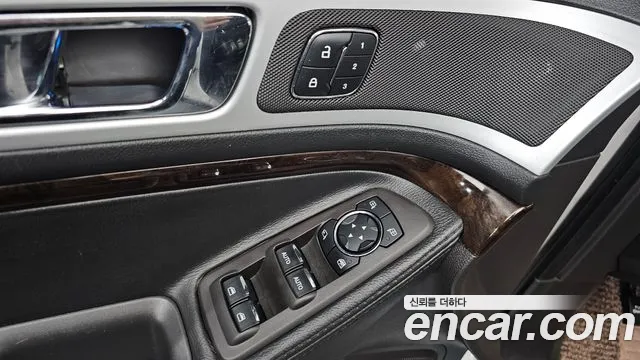 Ford Explorer 2013 — фото 13