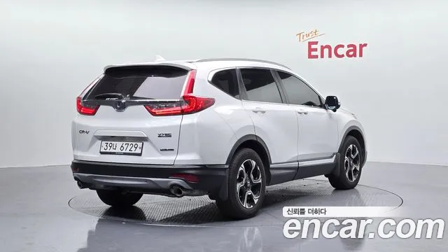 Honda CR-V 2017 — фото 2