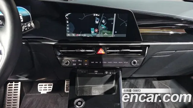 Kia Niro 2022 — фото 14