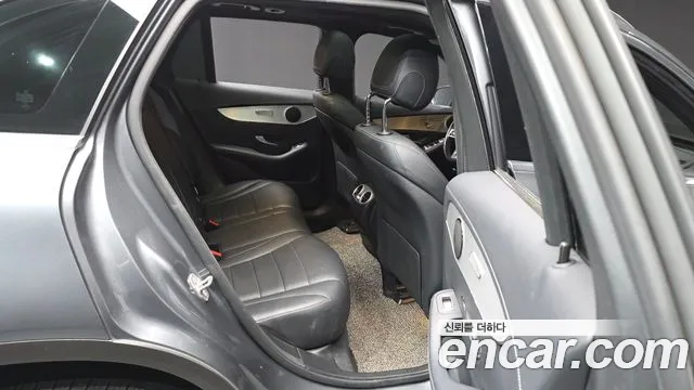 Mercedes-Benz GLC-Class 2021 — фото 12