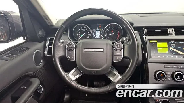Land Rover Discovery 2018 — фото 14
