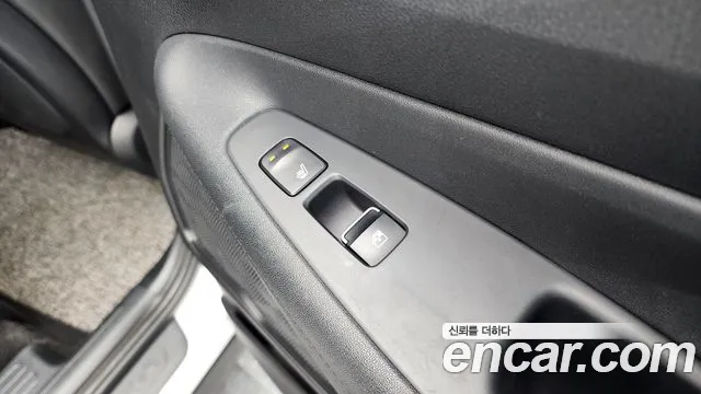 Hyundai Santafe 2023 — фото 17