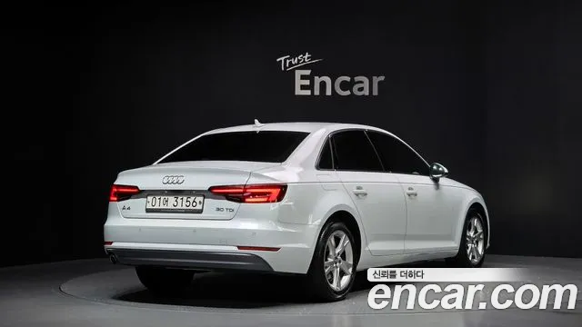 Audi A4 2018 — фото 2