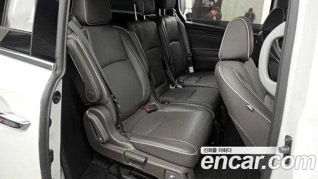 Honda Odyssey 2021 — фото 12