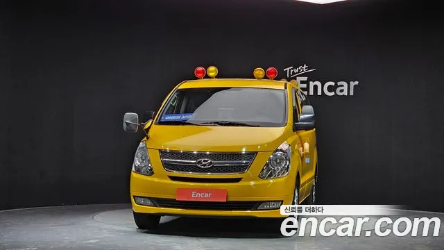 Hyundai Starex 2015 — фото 3