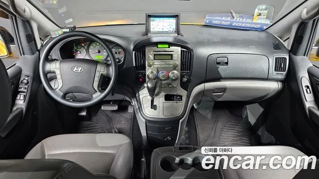 Hyundai Starex 2015 — фото 7