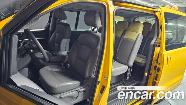 Hyundai Starex 2015 — фото 19