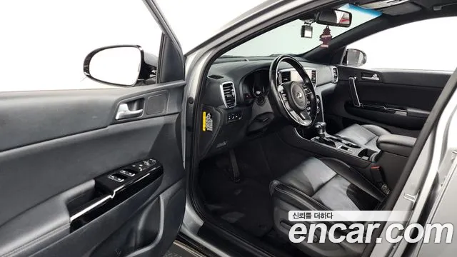 Kia Sportage 2019 — фото 10