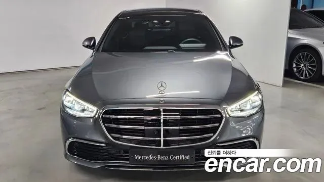Mercedes-Benz S-Class 2025 — фото 2