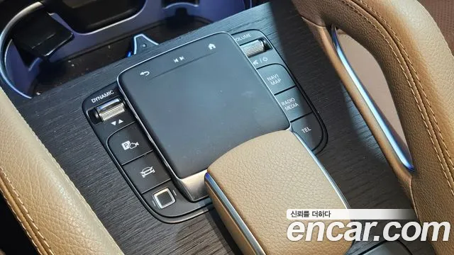 Mercedes-Benz GLE-Class 2025 — фото 10