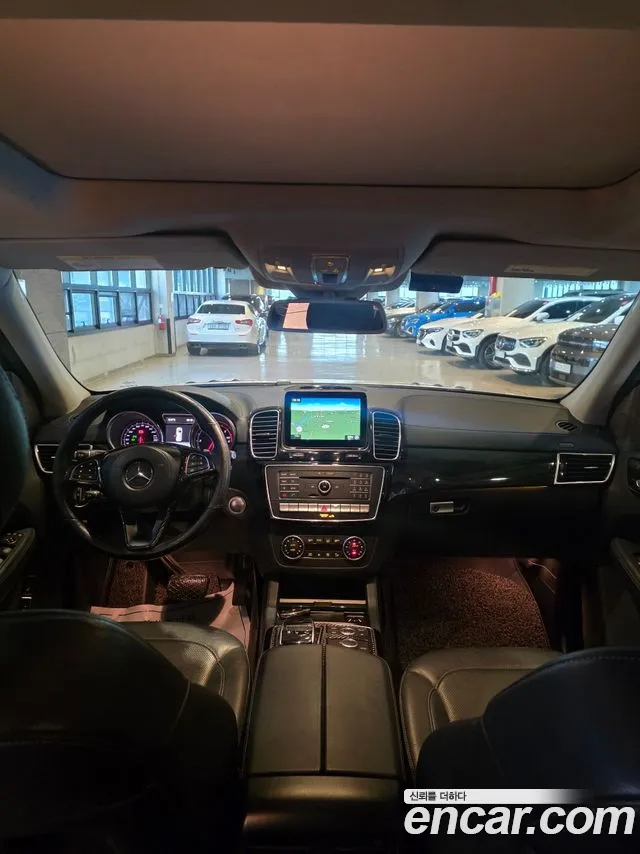 Mercedes-Benz GLS-Class 2017 — фото 9