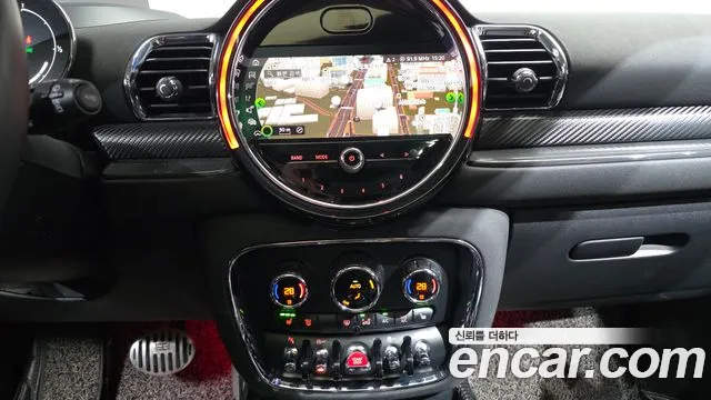 Mini Clubman 2021 — фото 13