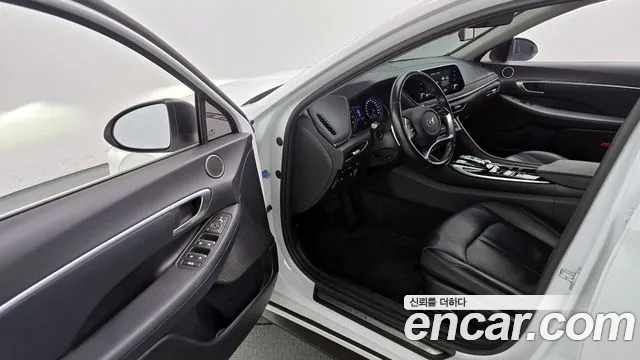 Hyundai Sonata 2021 — фото 10