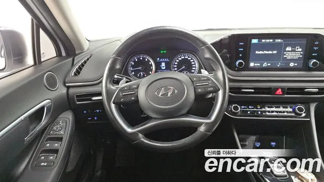 Hyundai Sonata 2021 — фото 13