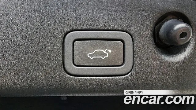 Jaguar XJ 2012 — фото 20