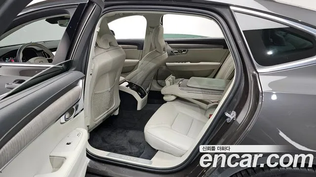 Volvo S90 2023 — фото 11