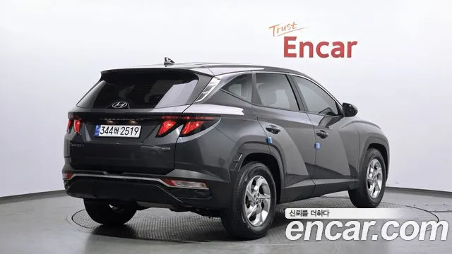 Hyundai Tucson 2023 — фото 2