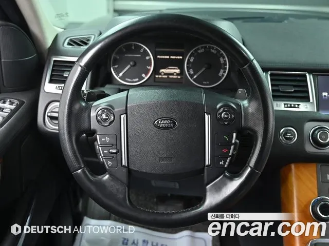 Land Rover Range Rover Sport 2011 — фото 13