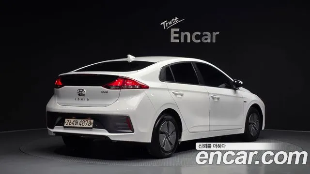 Hyundai Ioniq 2020 — фото 2