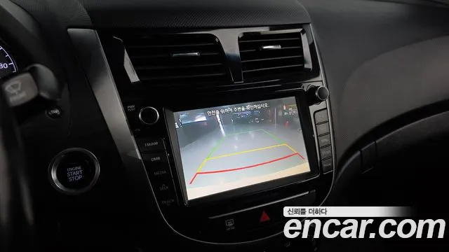 Hyundai Accent 2015 — фото 16