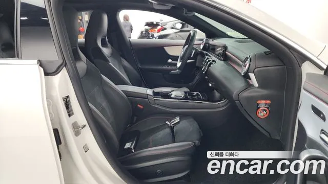 Mercedes-Benz CLA-Class 2023 — фото 10