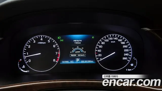 Hyundai Equus 2015 — фото 8