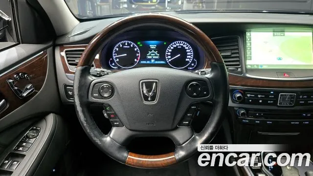 Hyundai Equus 2015 — фото 14