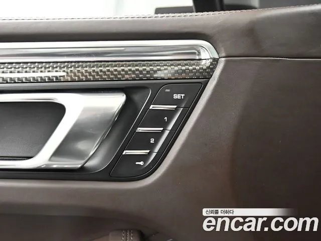 Porsche Macan 2014 — фото 17