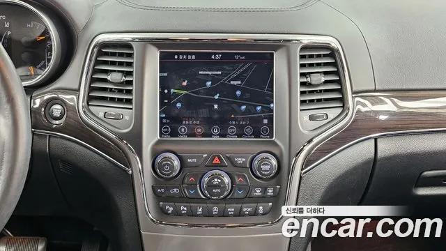 Jeep Cherokee 2018 — фото 14