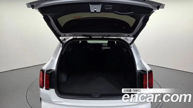 Kia Sorento 2023 — фото 20