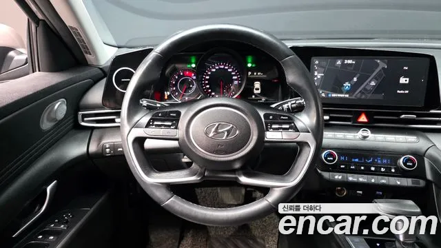 Hyundai AVANTE 2021 — фото 13