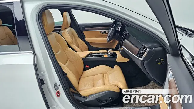 Volvo S90 2022 — фото 12