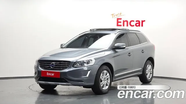 Volvo XC60 2017 — фото 1
