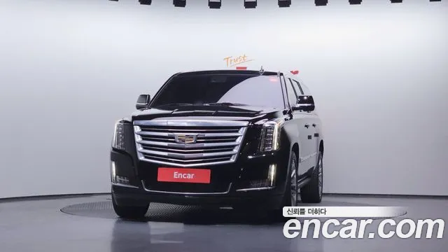 Cadillac Escalade 2018 — фото 3