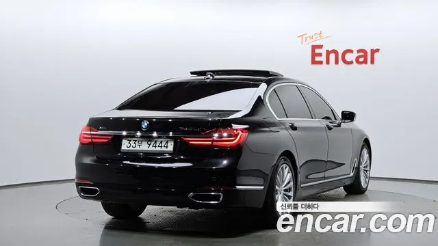 BMW 7-Series 2016 — фото 1